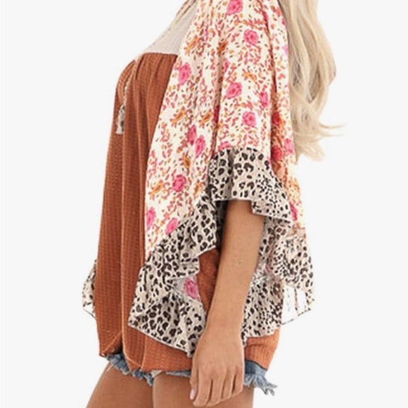 Floral and Leopard Print Kimono Top - Picture 3 of 3